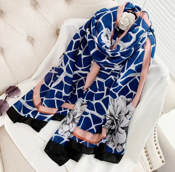 Tomorrow Fashion Scarf 495511