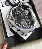 Tomorrow Fashion Scarf 495515